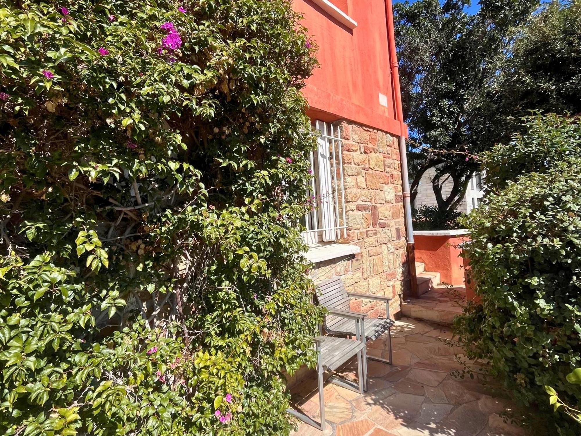 Santa Margarita Bed & Breakfast Saint-Raphaël Exterior foto